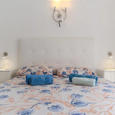 فيلة Renovated In Americas Sea Coast