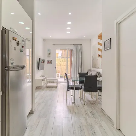 Renovated In Americas Sea Coast *