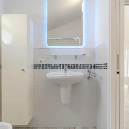 فيلة Renovated In Americas Sea Coast